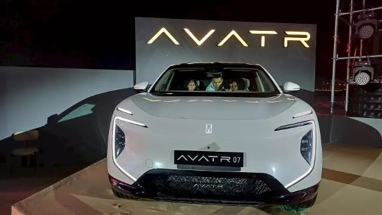 قدرات مذهلة.. AVATR 07 REEV الجديدة تصل مصر برحلة ألف كيلومتر
